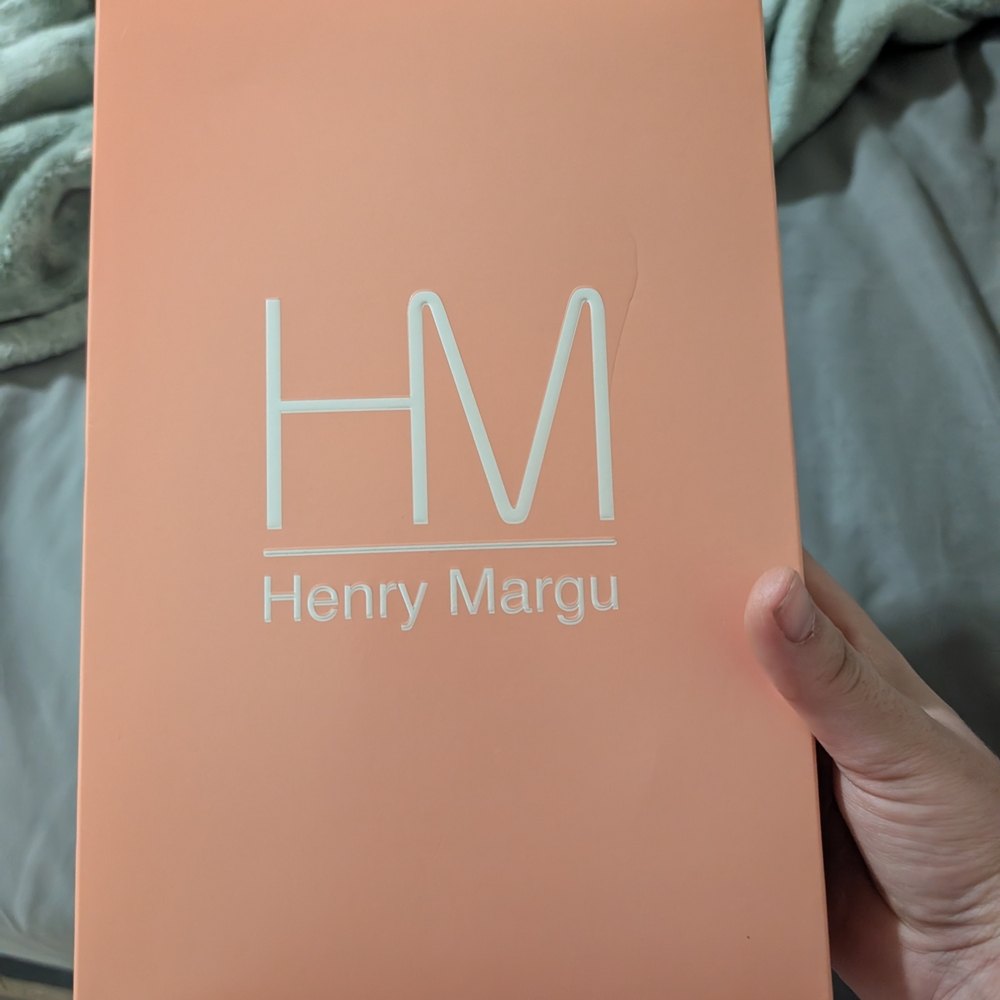 Henry Margu Wigs Set Of 2